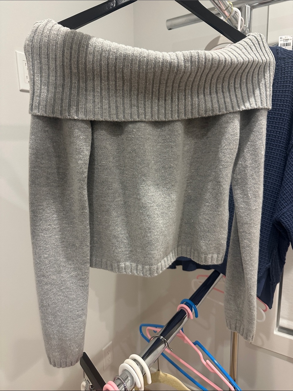 Edikted Gray Off-Shoulder Foldover Ribbed Sweater